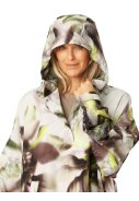 Poncho de pluie léger Photoristic Flower à manches par Ilse Jacobsen 5