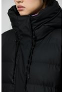 Veste de pluie puffer longue noire Glaze de Tantä 3